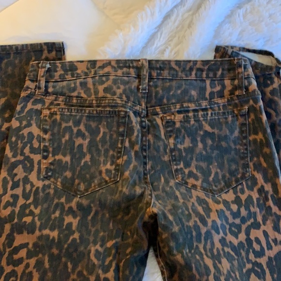 Joe’s Cheetah Jean Size 31 - Picture 7 of 7